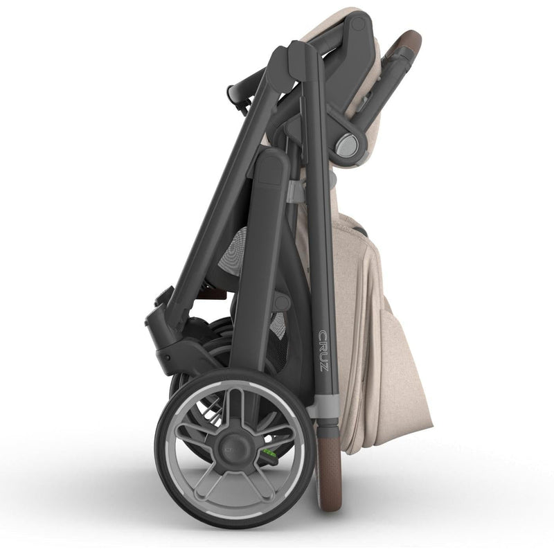 Load image into Gallery viewer, UPPAbaby Cruz V3 Stroller
