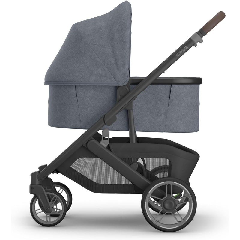 Load image into Gallery viewer, UPPAbaby Bassinet V3 for Vista, Cruz &amp; Ridge
