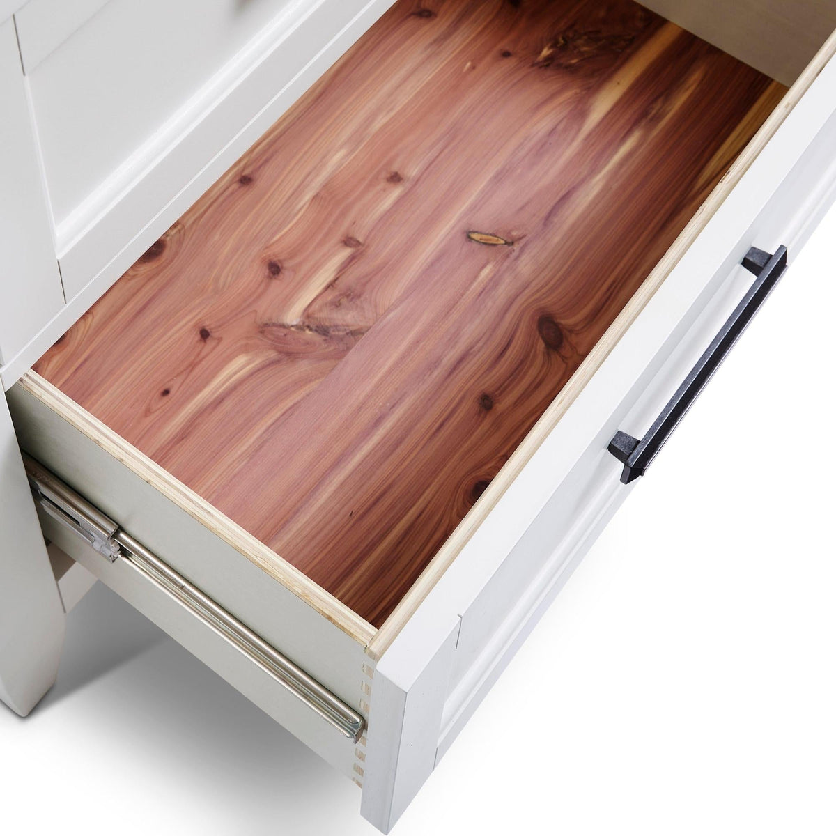 PL Heritage Artisan 7-Drawer Dresser with Lights