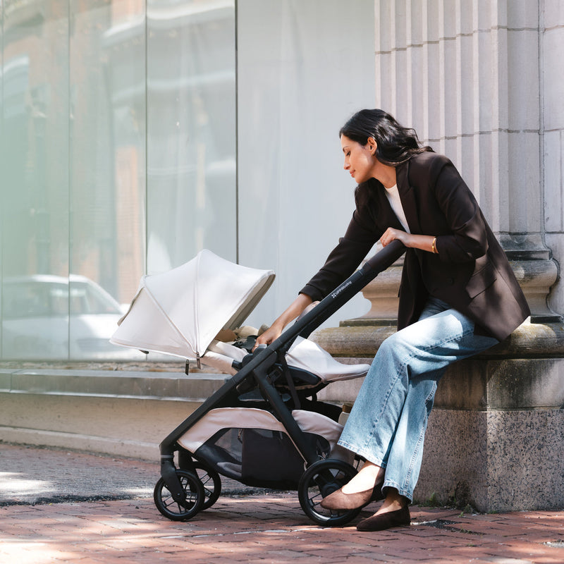 Load image into Gallery viewer, UPPAbaby Kona Stroller | PRE-ORDER | SHIPS LATE SEPTEMBER
