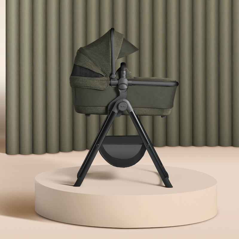 Load image into Gallery viewer, Silver Cross Wave Tandem Bassinet with Sustainable Fabrics
