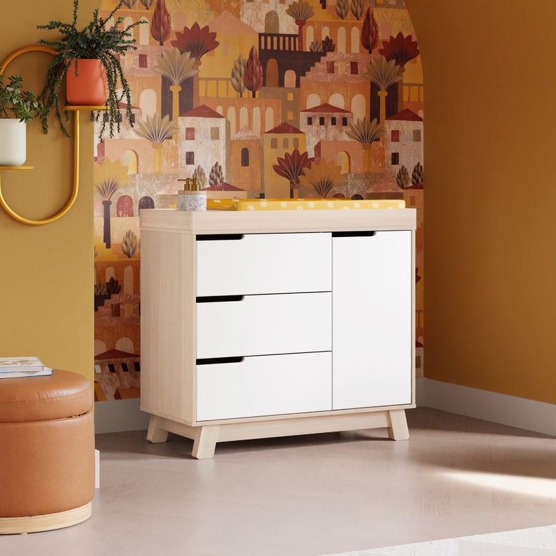 Load image into Gallery viewer, Babyletto Hudson 3-Drawer Changer Dresser with Removable Changing Tray
