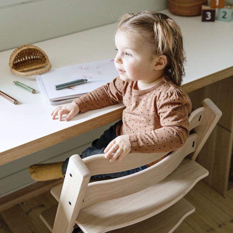 Load image into Gallery viewer, Stokke Tripp Trapp Chair Oak
