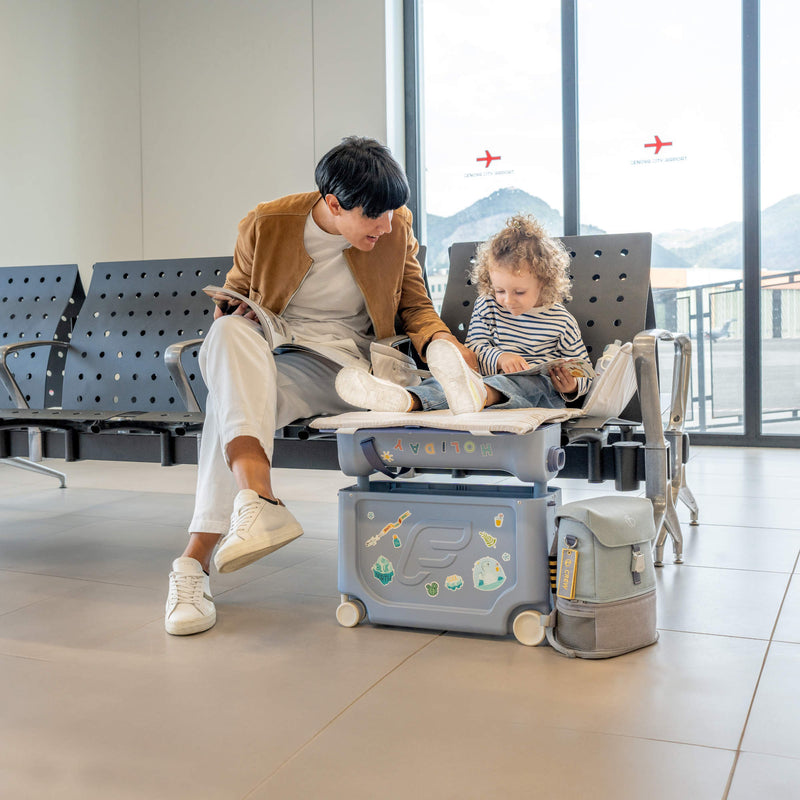 Load image into Gallery viewer, Stokke JetKids Travel Bundle
