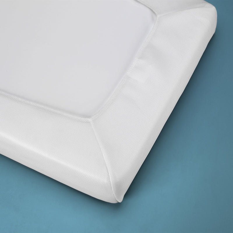 Load image into Gallery viewer, Moonlight Slumber Little Dreamer Breathe-Thru Crib Mattress Cover
