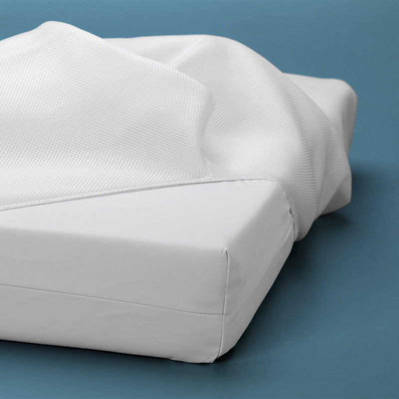 Load image into Gallery viewer, Moonlight Slumber Little Dreamer Breathe-Thru Crib Mattress Cover
