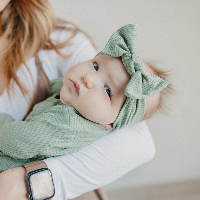 Load image into Gallery viewer, Copper Pearl Rib Knit Newborn Knotted Gown | Clover
