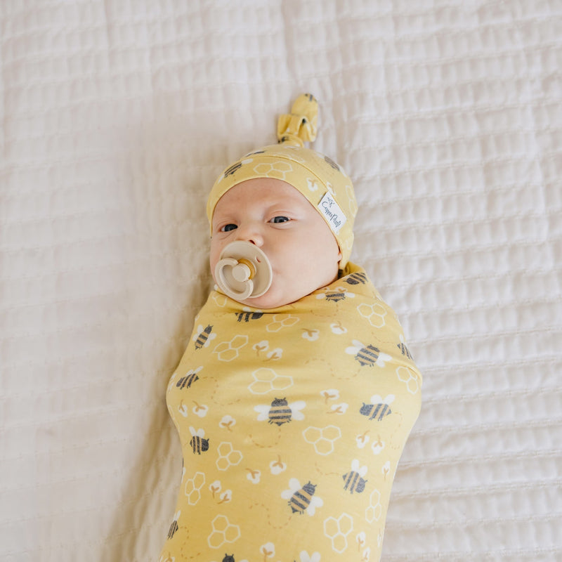 Load image into Gallery viewer, Copper Pearl Knit Swaddle Blanket | Honeycomb
