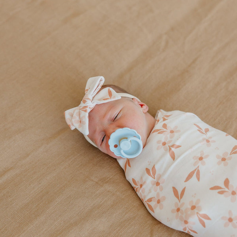 Load image into Gallery viewer, Copper Pearl Knit Swaddle Blanket | Rue
