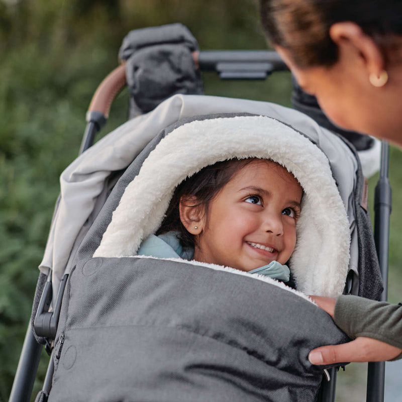 Load image into Gallery viewer, UPPAbaby CozyHandmuffs
