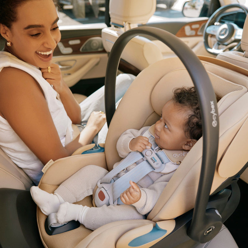 Load image into Gallery viewer, Cybex Cloud G Pro Comfort Extend Infant Car Seat
