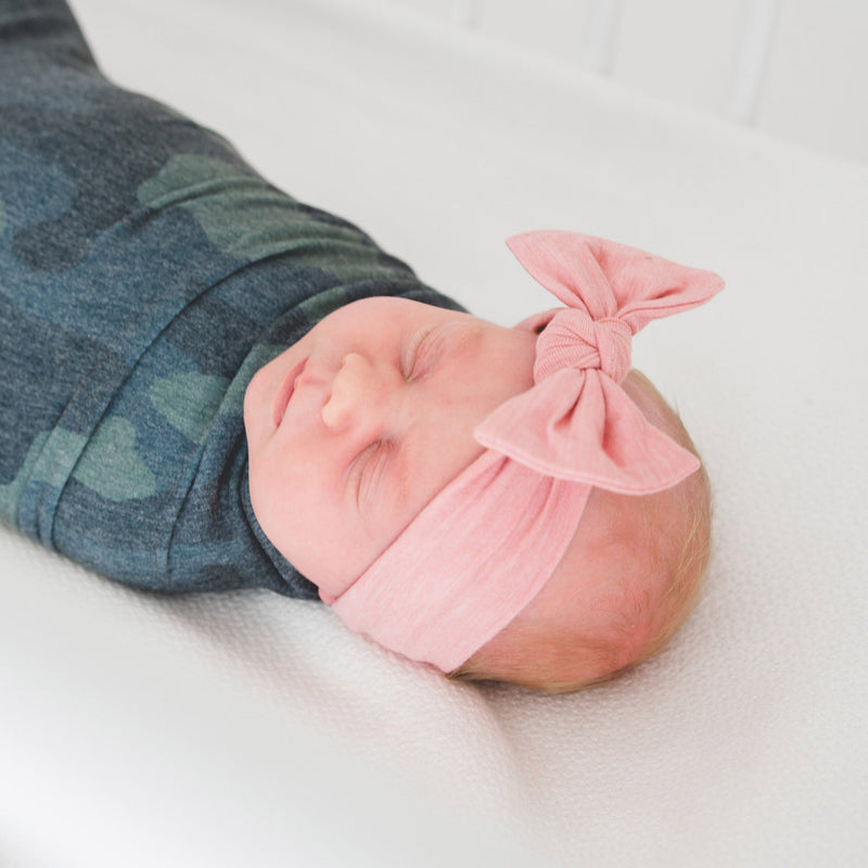 Load image into Gallery viewer, Copper Pearl Knit Headband Bow | Darling
