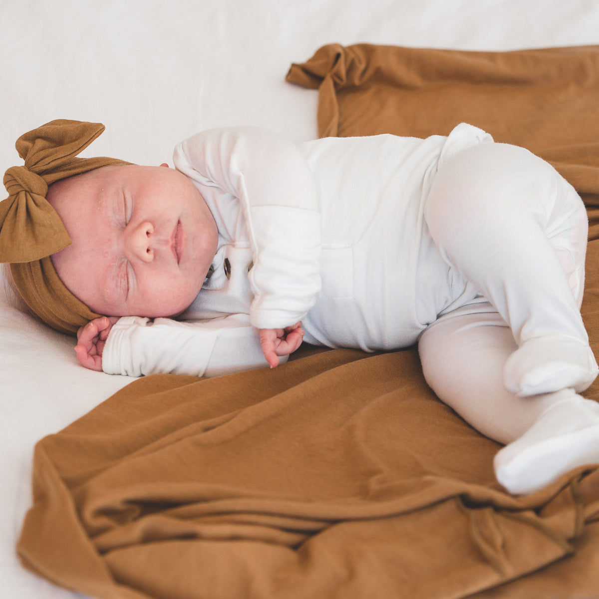 Copper Pearl Knit Headband Bow | Camel