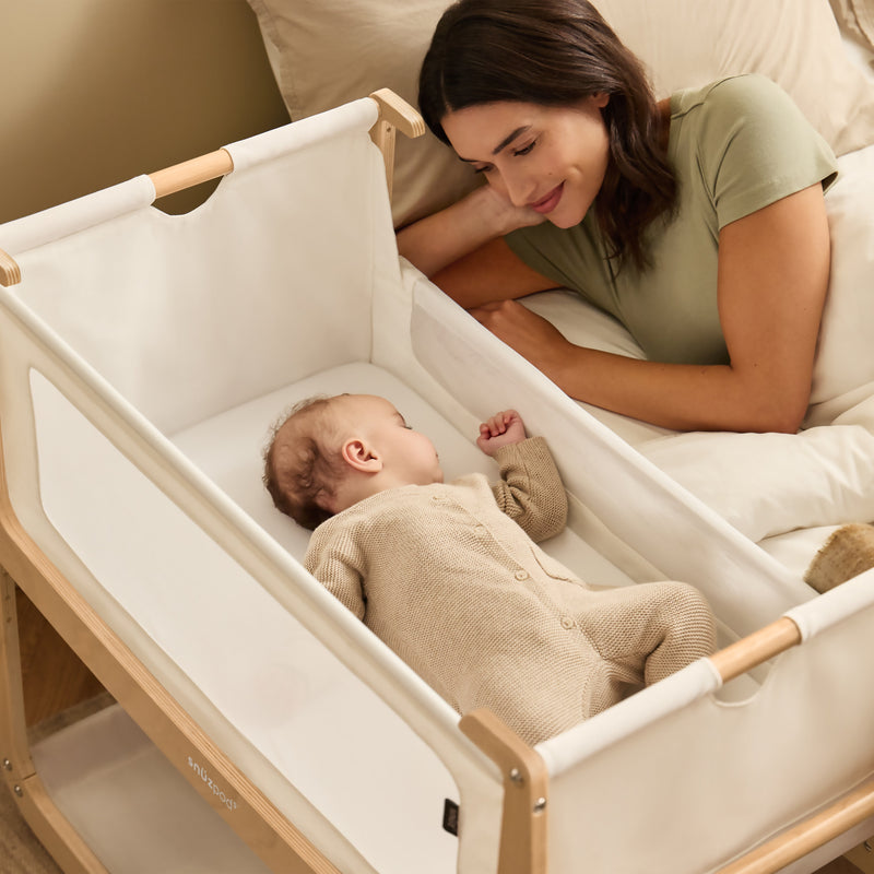 Load image into Gallery viewer, SnüzPod5 Bedside Bassinet
