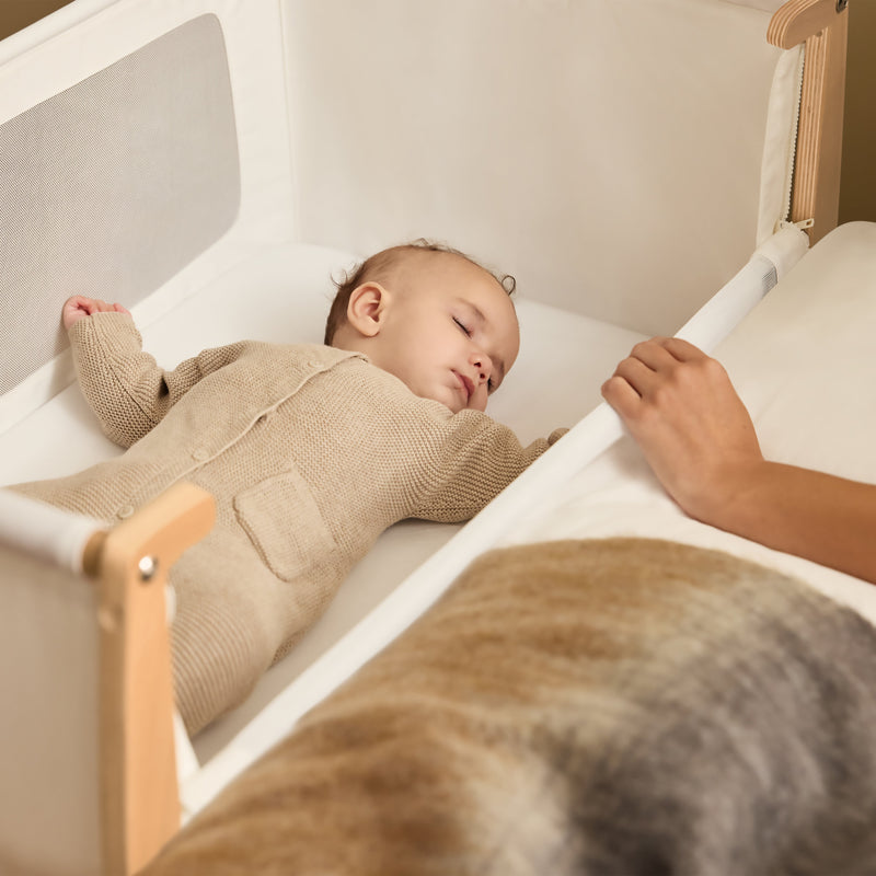 Load image into Gallery viewer, SnüzPod5 Bedside Bassinet
