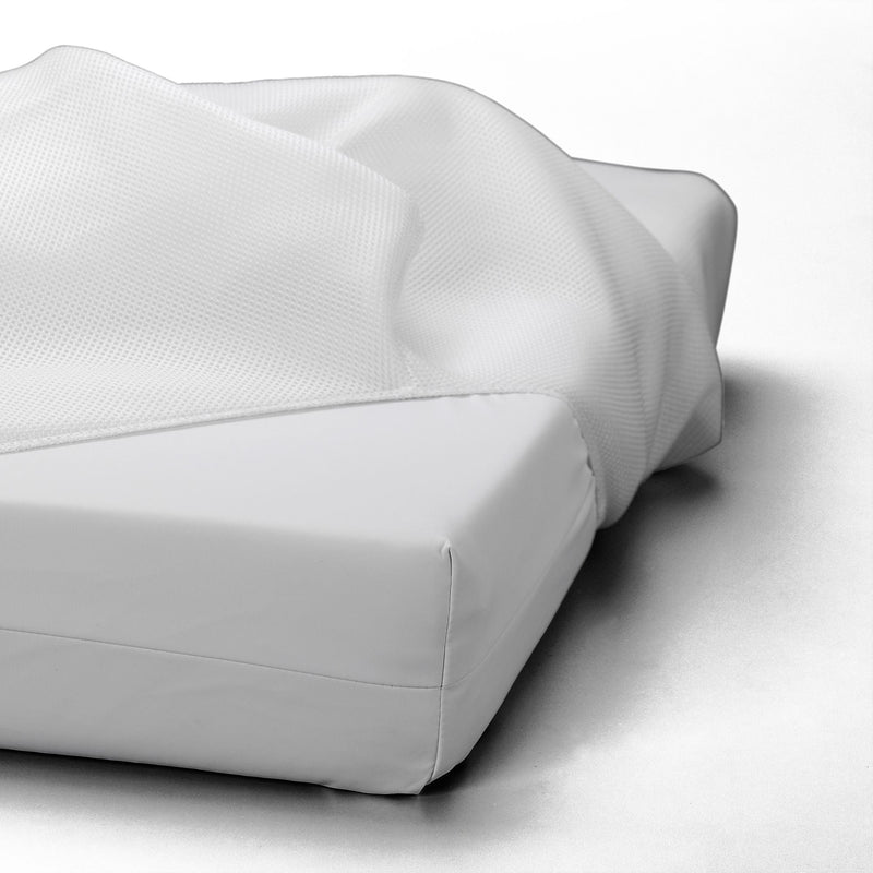 Load image into Gallery viewer, Moonlight Slumber Luxury Dreamer Mini Crib Mattress
