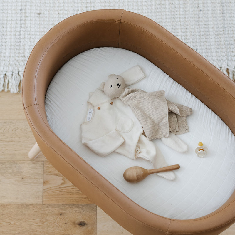 Load image into Gallery viewer, Babyletto x GATHRE Capsule Bassinet
