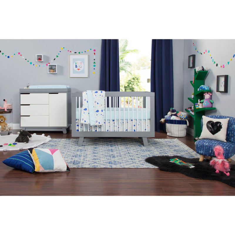 Load image into Gallery viewer, Babyletto Hudson 3-in-1 Convertible Crib with Toddler Bed Conversion Kit
