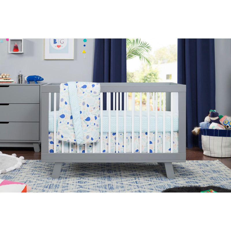 Load image into Gallery viewer, Babyletto Hudson 3-in-1 Convertible Crib with Toddler Bed Conversion Kit
