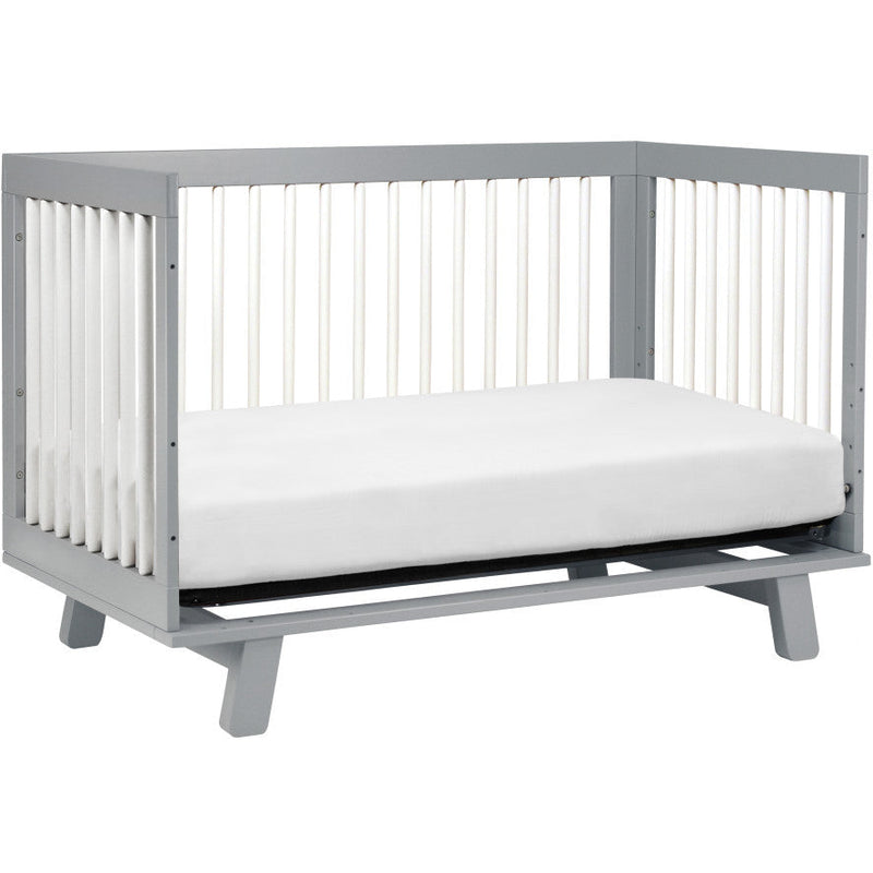 Load image into Gallery viewer, Babyletto Hudson 3-in-1 Convertible Crib with Toddler Bed Conversion Kit
