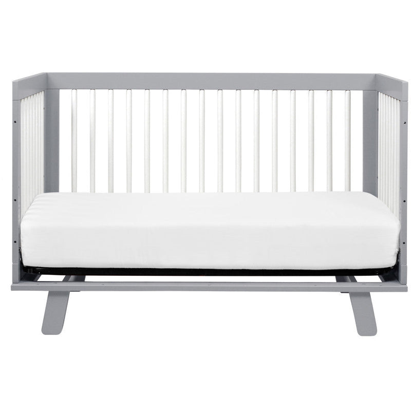 Load image into Gallery viewer, Babyletto Hudson 3-in-1 Convertible Crib with Toddler Bed Conversion Kit
