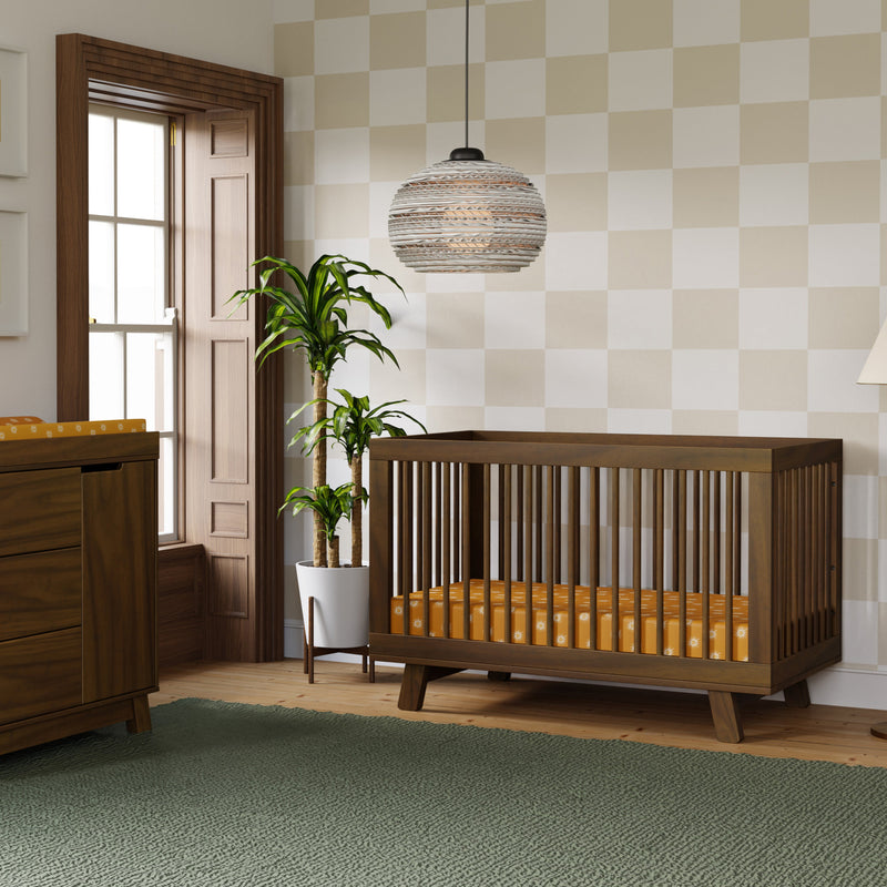 Load image into Gallery viewer, Babyletto Hudson 3-in-1 Convertible Crib with Toddler Bed Conversion Kit
