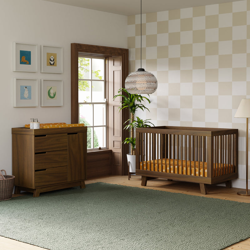 Load image into Gallery viewer, Babyletto Hudson 3-in-1 Convertible Crib with Toddler Bed Conversion Kit
