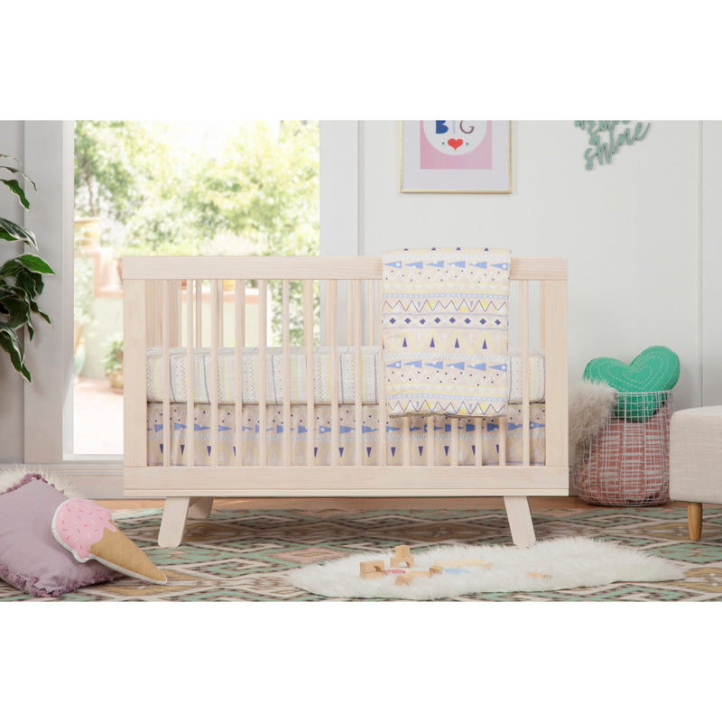 Load image into Gallery viewer, Babyletto Hudson 3-in-1 Convertible Crib with Toddler Bed Conversion Kit
