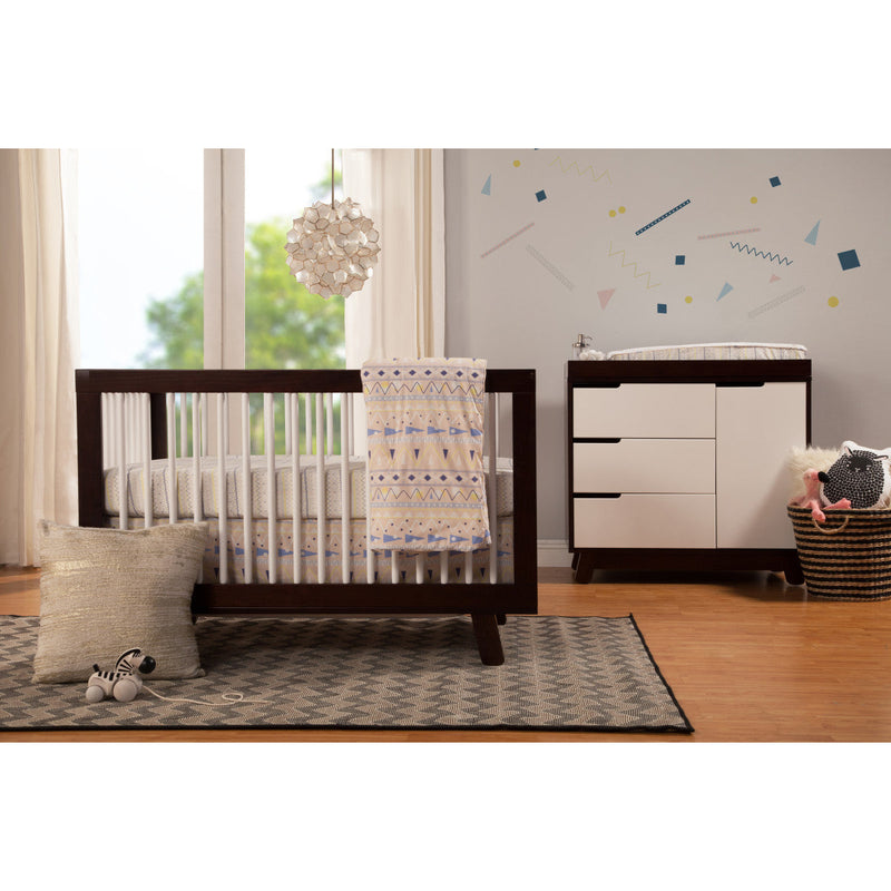 Load image into Gallery viewer, Babyletto Hudson 3-in-1 Convertible Crib with Toddler Bed Conversion Kit
