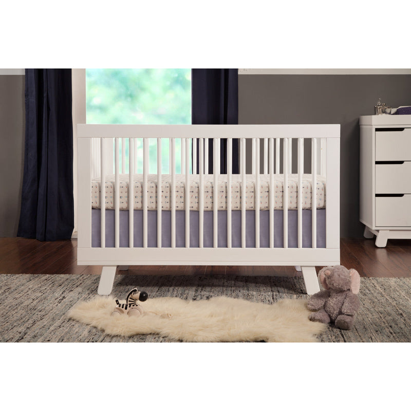 Load image into Gallery viewer, Babyletto Hudson 3-in-1 Convertible Crib with Toddler Bed Conversion Kit
