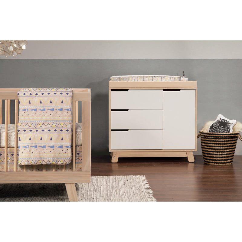 Load image into Gallery viewer, Babyletto Hudson 3-Drawer Changer Dresser with Removable Changing Tray
