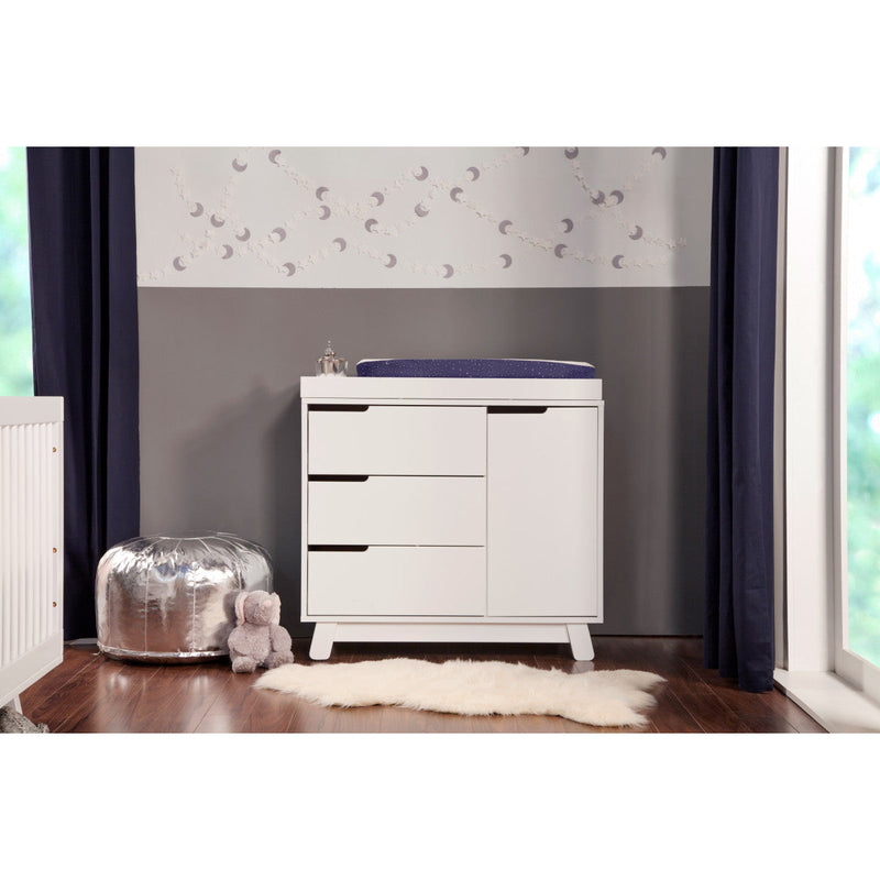 Load image into Gallery viewer, Babyletto Hudson 3-Drawer Changer Dresser with Removable Changing Tray
