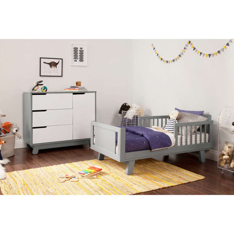 Load image into Gallery viewer, Babyletto Junior Bed Conversion Kit for Hudson and Scoot Crib
