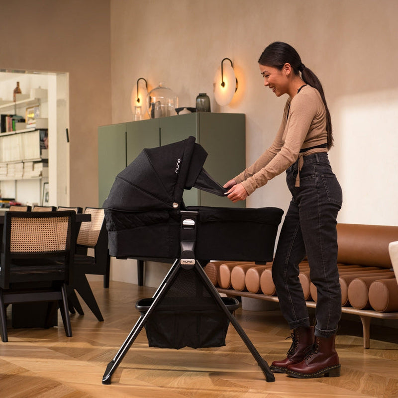 Load image into Gallery viewer, Nuna Mixx Bassinet + Stand
