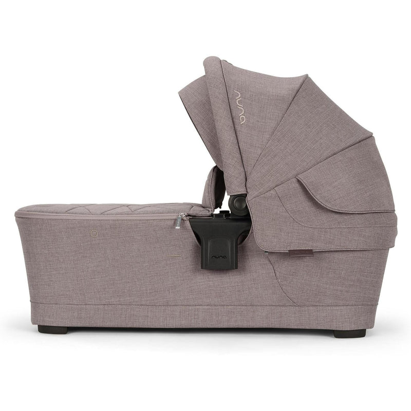 Load image into Gallery viewer, Nuna x BMW SWIV &amp; TRIV Series Bassinet + Stand
