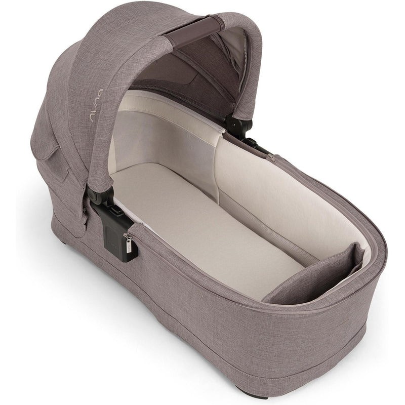 Load image into Gallery viewer, Nuna x BMW SWIV &amp; TRIV Series Bassinet + Stand
