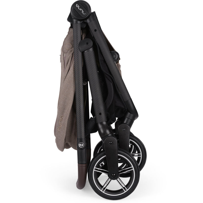 Load image into Gallery viewer, Nuna x BMW SWIV Stroller
