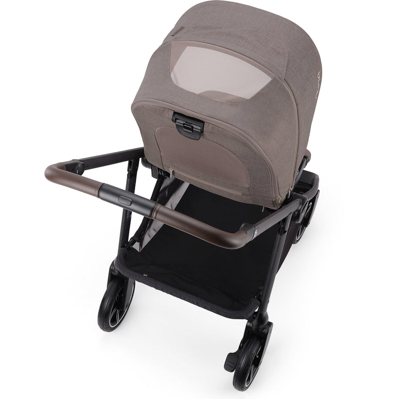 Load image into Gallery viewer, Nuna x BMW SWIV Stroller
