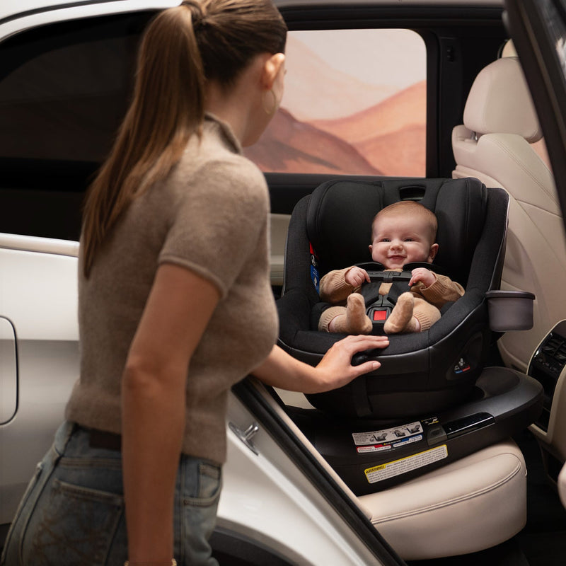Load image into Gallery viewer, Nuna REVV Maxx Convertible Car Seat
