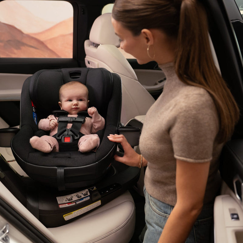 Load image into Gallery viewer, Nuna REVV Maxx Convertible Car Seat
