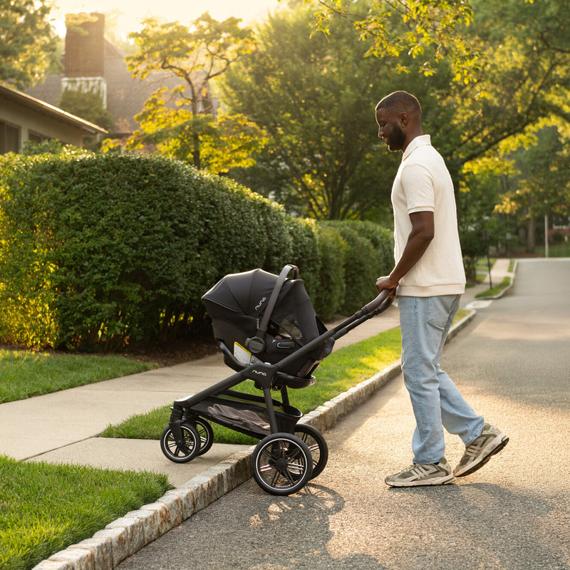 Load image into Gallery viewer, Nuna TRIV LX + PIPA Urbn Travel System
