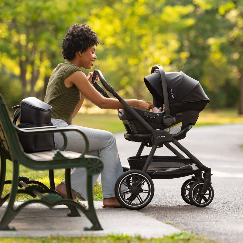 Load image into Gallery viewer, Nuna TRIV LX + PIPA Urbn Travel System
