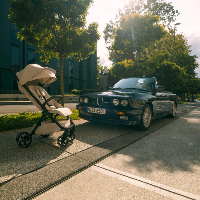 Load image into Gallery viewer, Nuna x BMW Trvl LX Stroller
