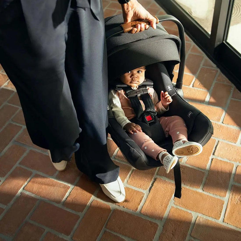 Load image into Gallery viewer, Nuna PIPA Aire Infant Car Seat + Pipa Series Base
