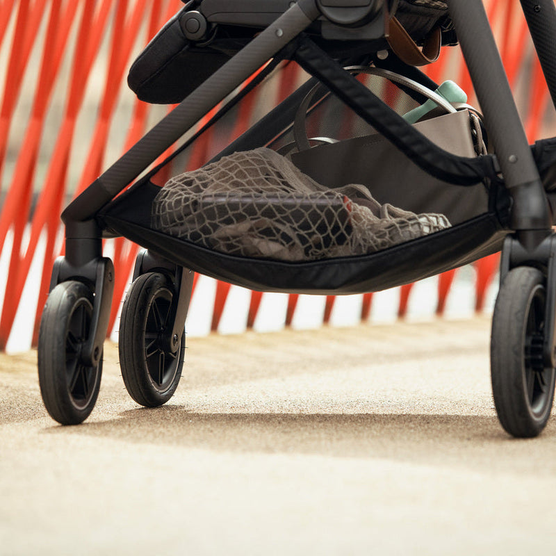Load image into Gallery viewer, Nuna SWIV Stroller
