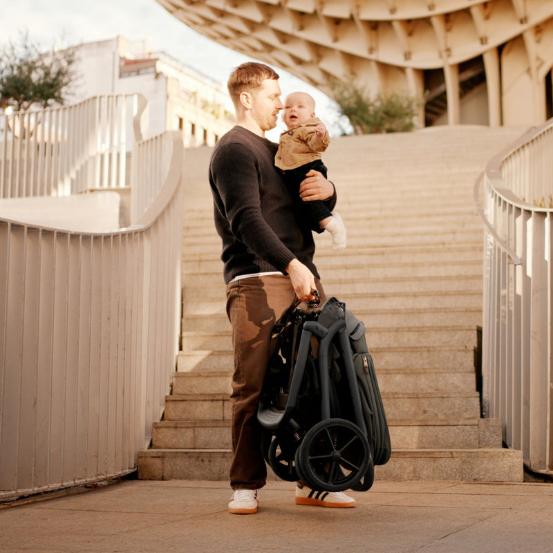 Load image into Gallery viewer, Silver Cross Breez Mid-Size Compact Stroller

