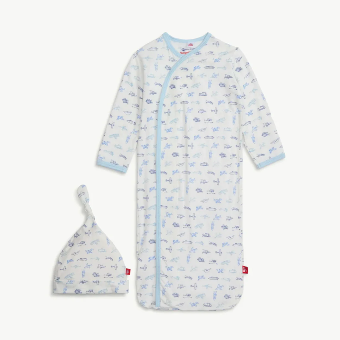 Magnetic Me Gown+Hat - Airplanes, Newborn