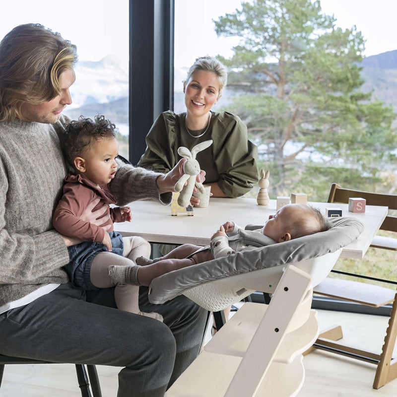 Load image into Gallery viewer, Stokke Tripp Trapp with Newborn Set
