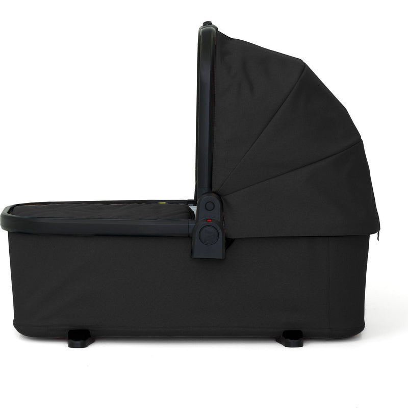 Load image into Gallery viewer, Veer Switchback Bassinet

