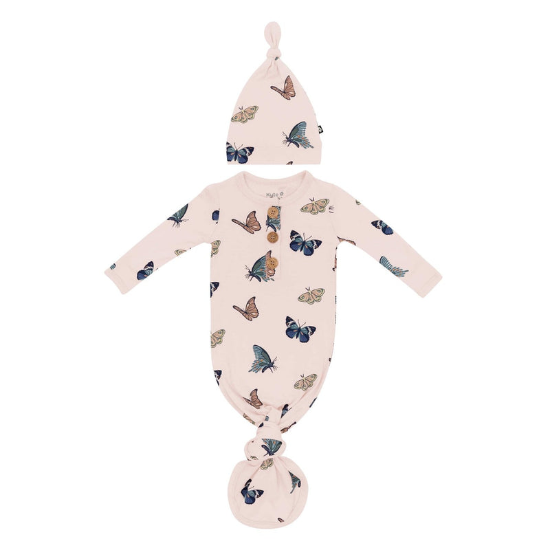 Load image into Gallery viewer, Kyte Baby Knotted Gown with Hat Set - Butterfly
